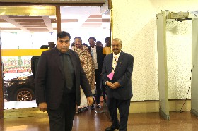 Dr. Muhammed Majeed, Founder & Chairman, Sami-Sabinsa Group honoring the Chief Guest Shri. M Venkaiah Naidu, Hon'ble Vice President of India at My Home India event in New Delhi