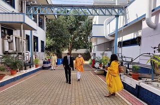 Shri Suresh Prabhu visit at Sami-Sabinsa Group